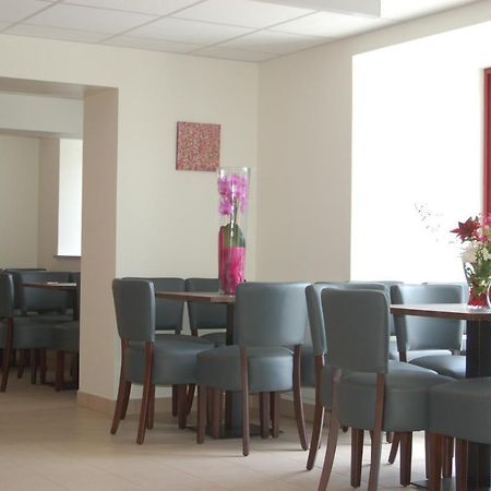 Gite Du Haut Cantal - Appartements Meubles Avec Kitchenette Et Chambres Sans Kitchenette Condat  Ngoại thất bức ảnh
