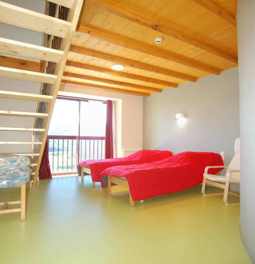 Gite Du Haut Cantal - Appartements Meubles Avec Kitchenette Et Chambres Sans Kitchenette Condat  Ngoại thất bức ảnh